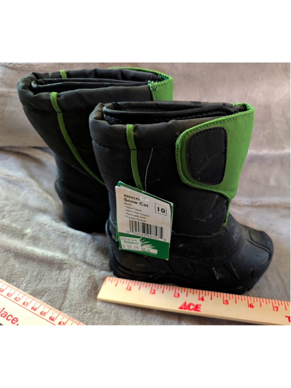 Snow Cat Kids Snow Boots Size 10 NWT Black Green Removable Liner